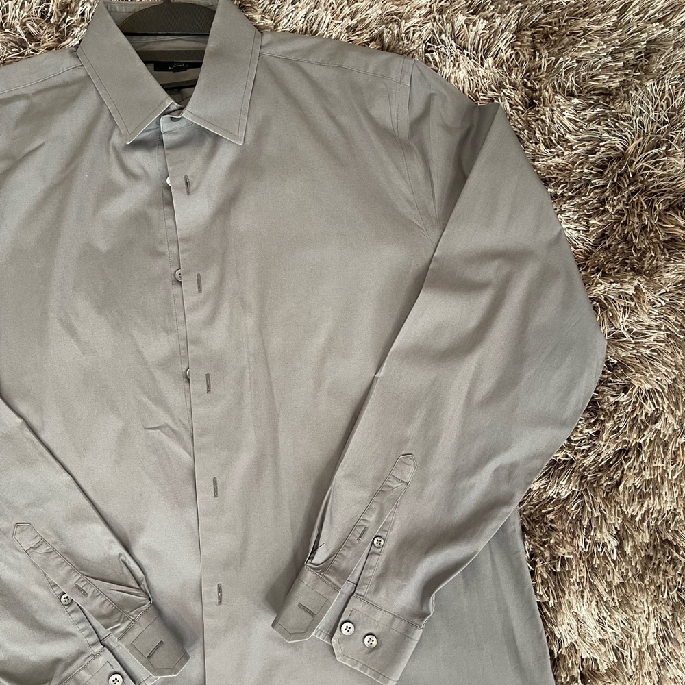 Express Modern Fit Button Up - Picture 5 of 15